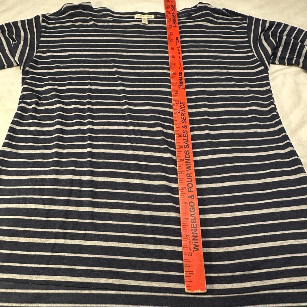 Eileen Fisher Small Oversized Navy and White Striped 3/4 Sleeve Top - Picture 4 of 8